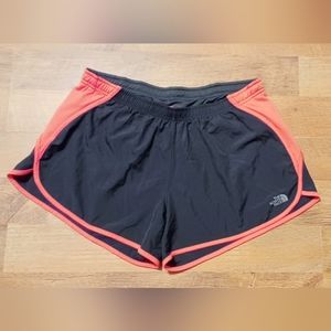 North Face Shorts NWOT Women's